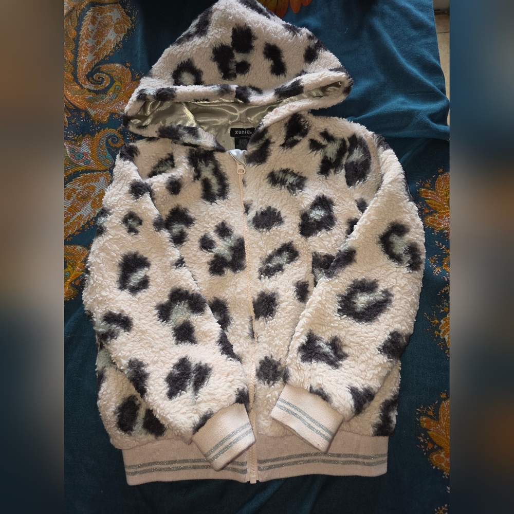 Zunie Small 7/8 Leopard Print Fuzzy Zippered Jacket With Hood